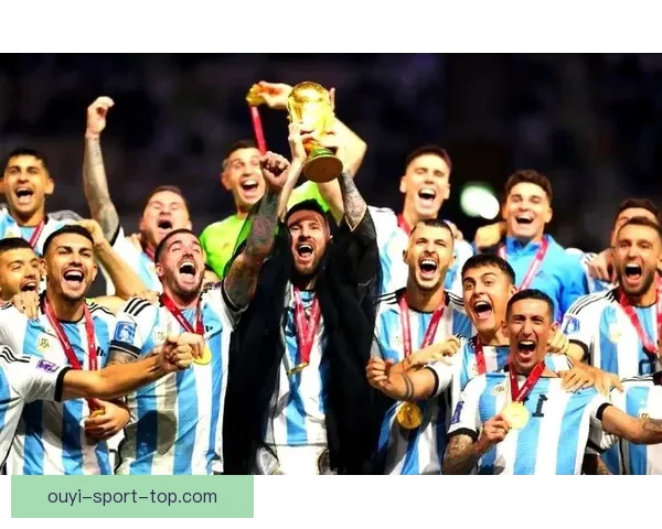 美加墨联合主办世界杯开启全球足球新篇章 体育盛事为北美带来无限可能