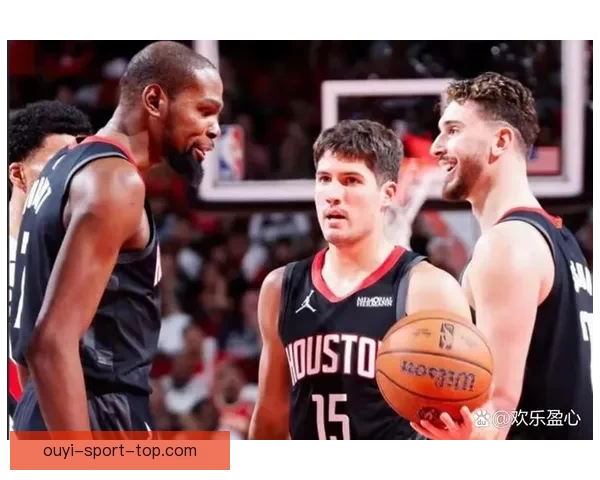 火箭豪取五连胜杜兰特三节砍下25分谢泼德先发战绩耀眼