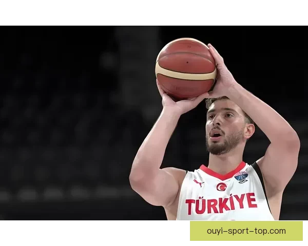 火箭四连客启程 KD透露退役计划 申京举动澄清不和传闻